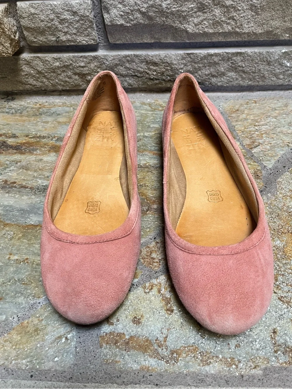 Naturalizer Suede Leather Pink Brittany
Ballet Flats 8w - Picture 2 of 9
